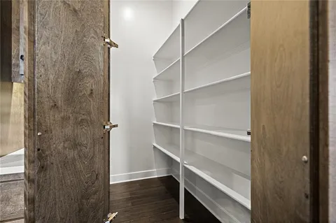 $790,565 | 25012 West 89th Street, Lenexa, KS 66227