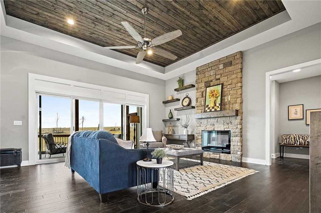 25012 West 89th Street Lenexa, KS 66227 - Photo 14 of 41