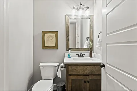 $790,565 | 25012 West 89th Street, Lenexa, KS 66227