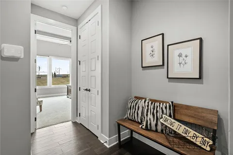 $790,565 | 25012 West 89th Street, Lenexa, KS 66227