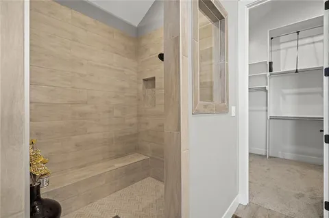 $790,565 | 25012 West 89th Street, Lenexa, KS 66227