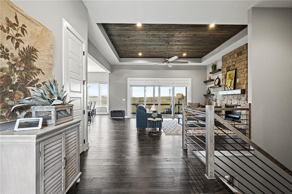 25012 West 89th Street Lenexa, KS 66227 - Photo 3 of 41