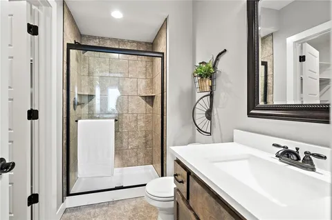 $790,565 | 25012 West 89th Street, Lenexa, KS 66227