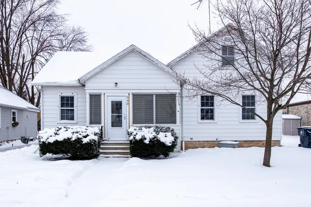 $184,900 | 540 Elm Street, Neenah, WI 54956