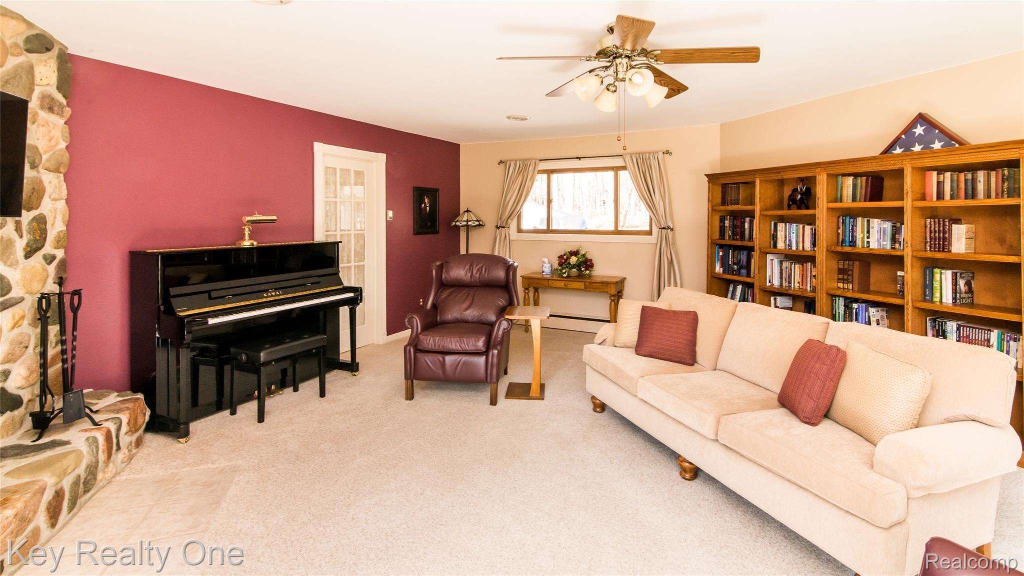 1177 Mill Valley Street Rochester, MI 48306 - Photo 17 of 28 061_65.jpg