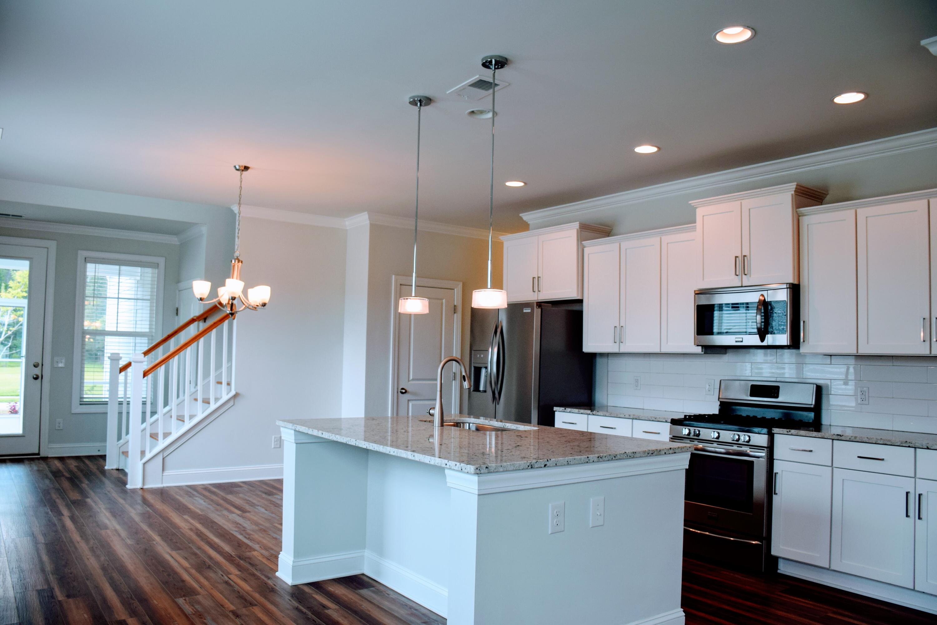 1584 Grey Marsh Road Mount Pleasant, SC 29466 - Photo 3 of 27 Full equipped kitchen