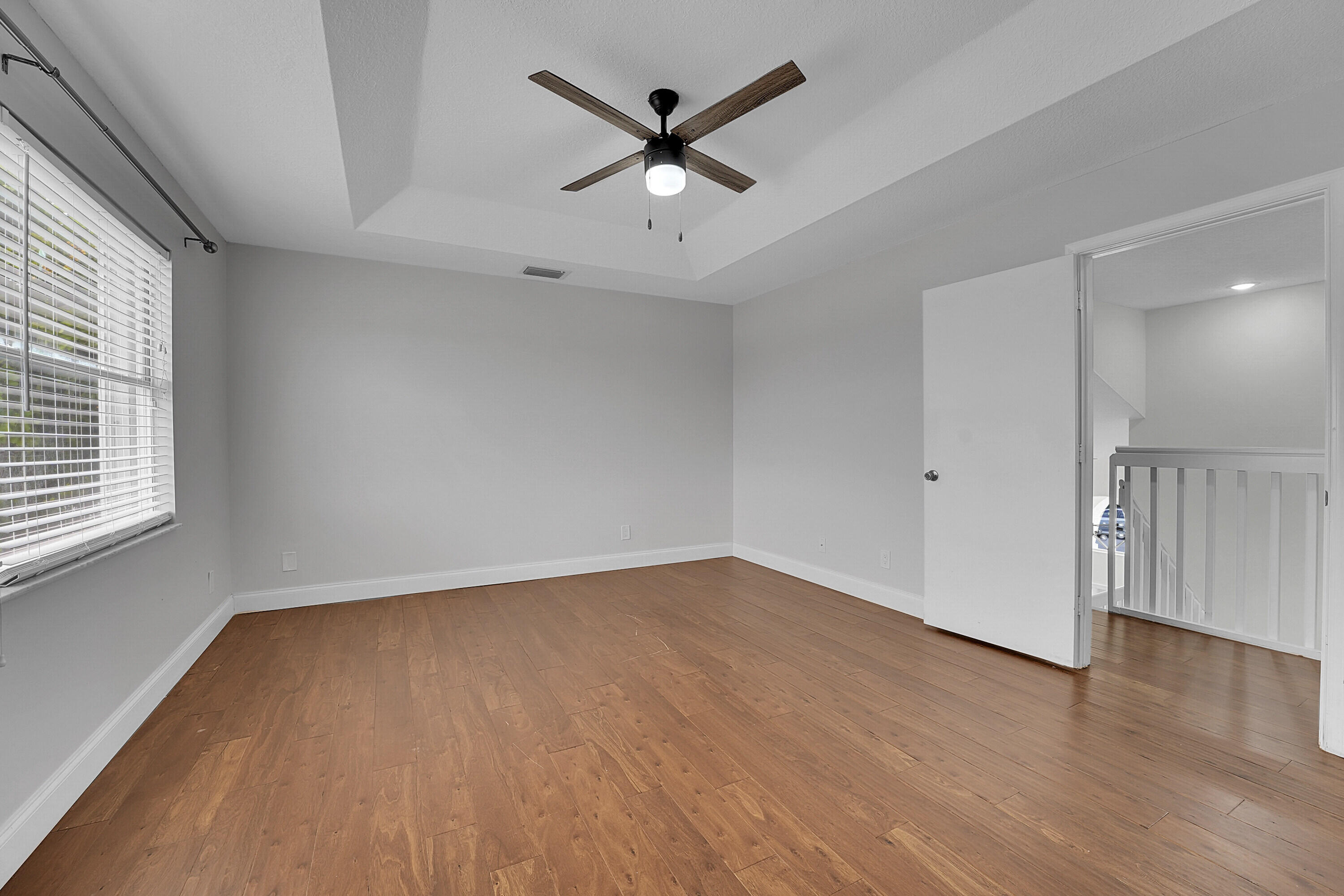 7282 Michigan Isle Road Lake Worth, FL 33467 - Photo 25 of 43 26_primary bedroom