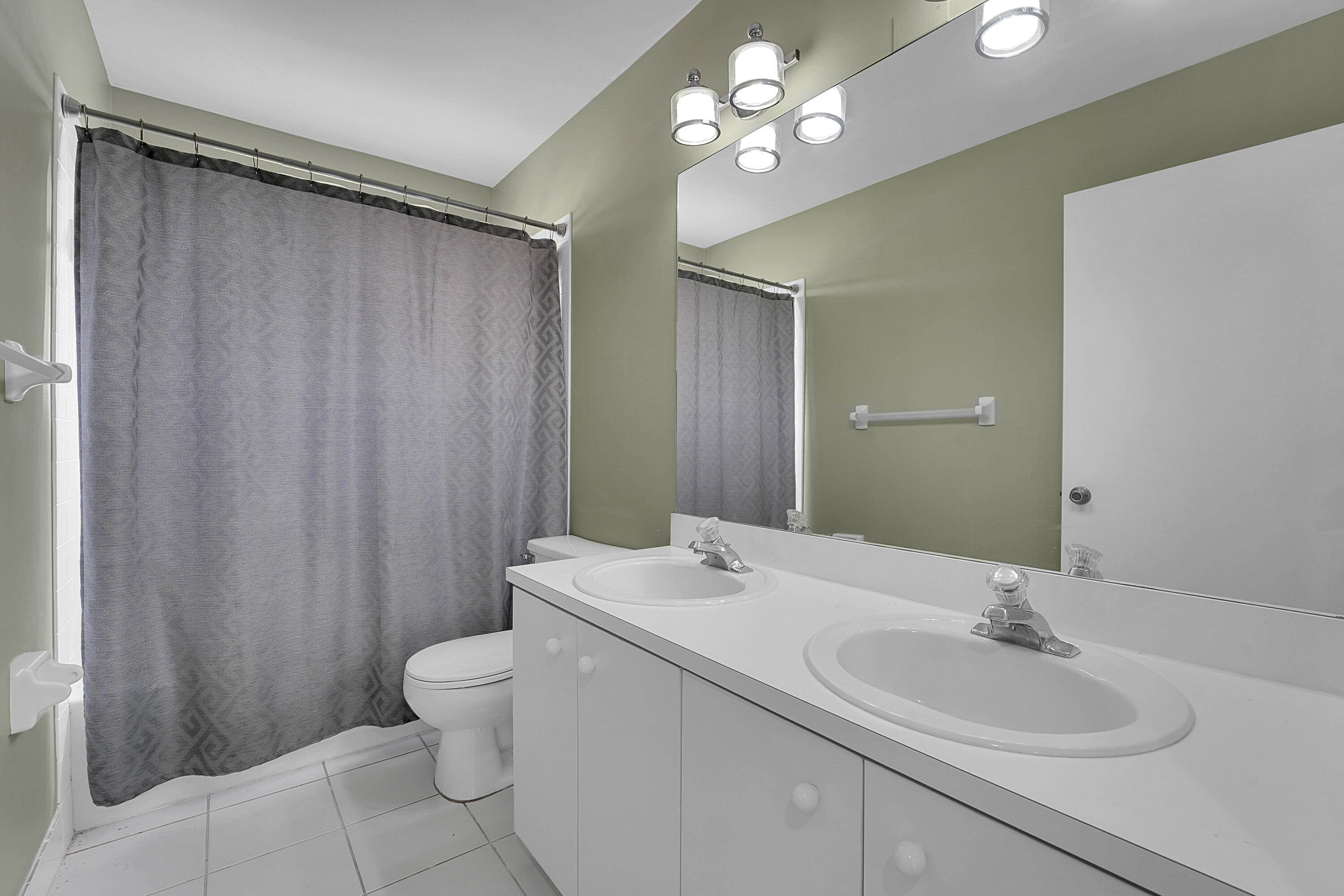 7282 Michigan Isle Road Lake Worth, FL 33467 - Photo 33 of 43 34_0 (34)