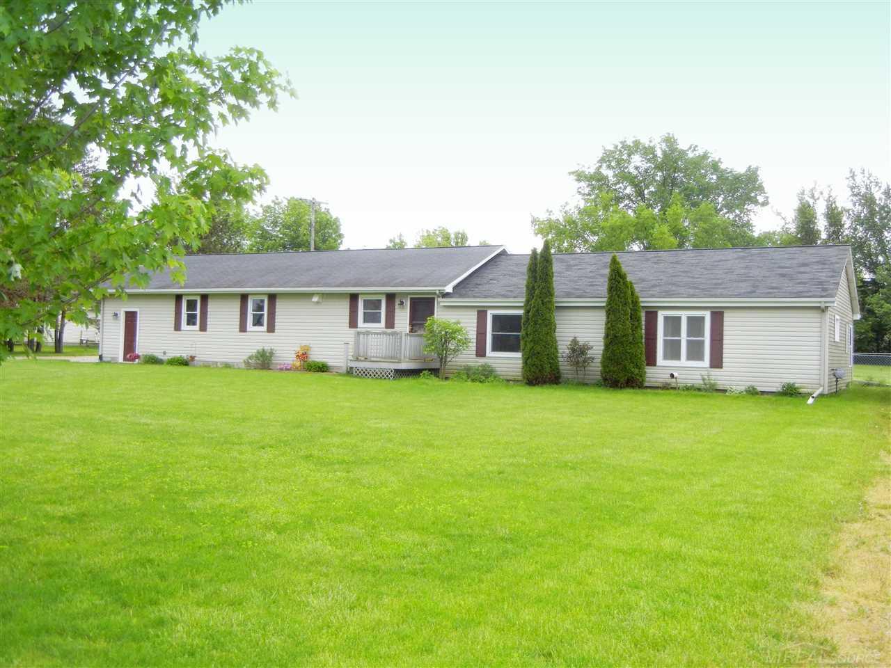 2520 East Copas Road Owosso, MI 48867 - Photo 22 of 22 31320655-25.JPG