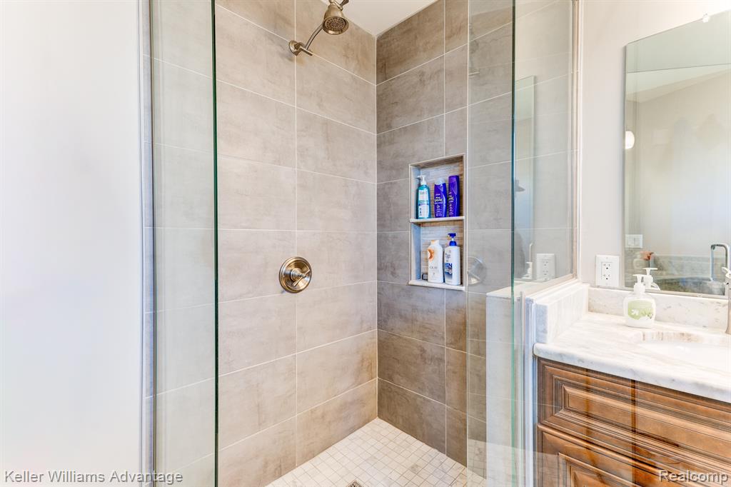 40843 Village Wood Road Novi, MI 48375 - Photo 28 of 46 Gallery Image 28