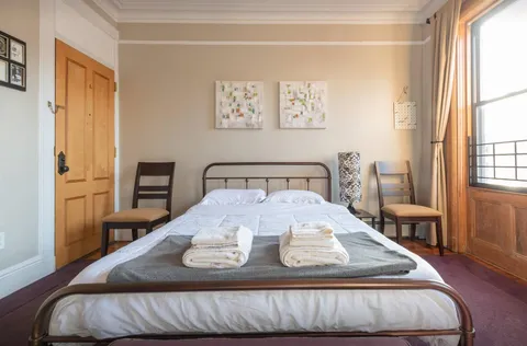 $4,000 | 1009 Willow Avenue, Unit 4L, Hoboken, NJ 07030