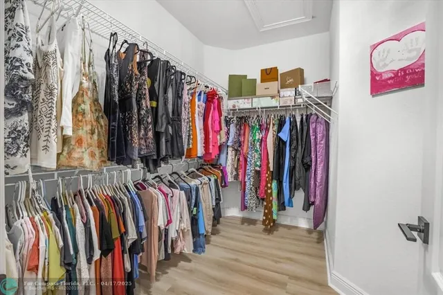 $1,399,999 | 9800 South Miralago Way, Parkland, FL 33076