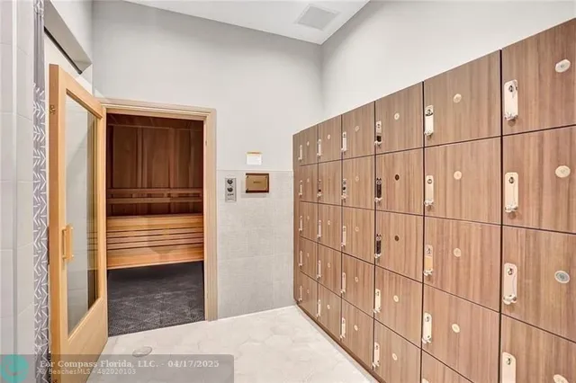 $1,399,999 | 9800 South Miralago Way, Parkland, FL 33076