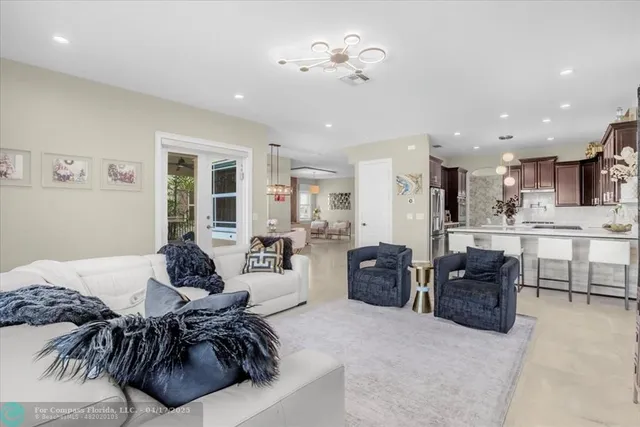 $1,399,999 | 9800 South Miralago Way, Parkland, FL 33076