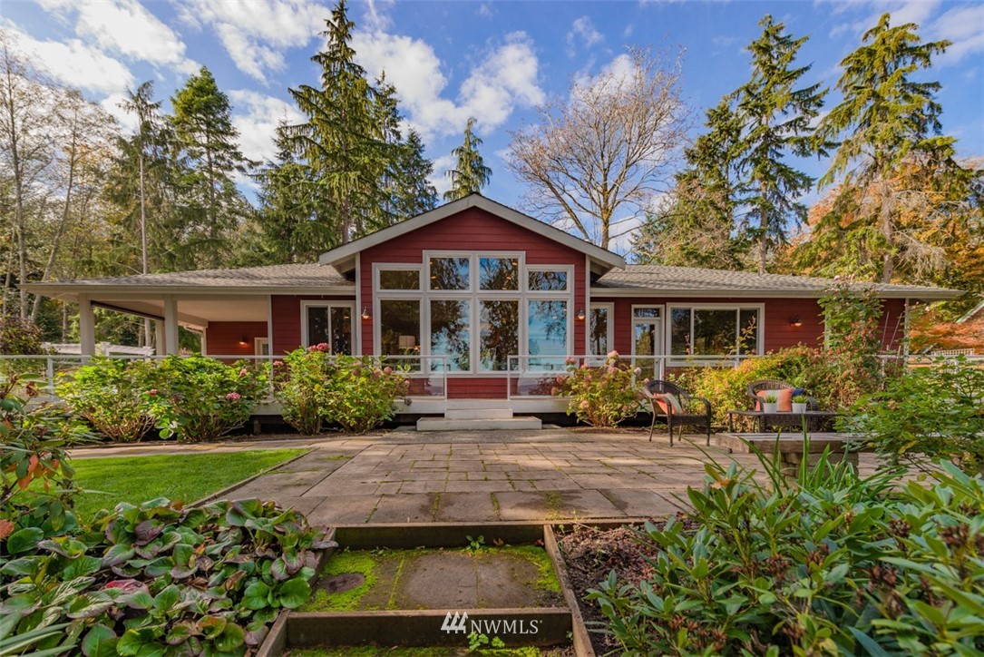 523 Thorndyke Road Port Ludlow, WA 98365 - Photo 2 of 25 Gallery Image 2