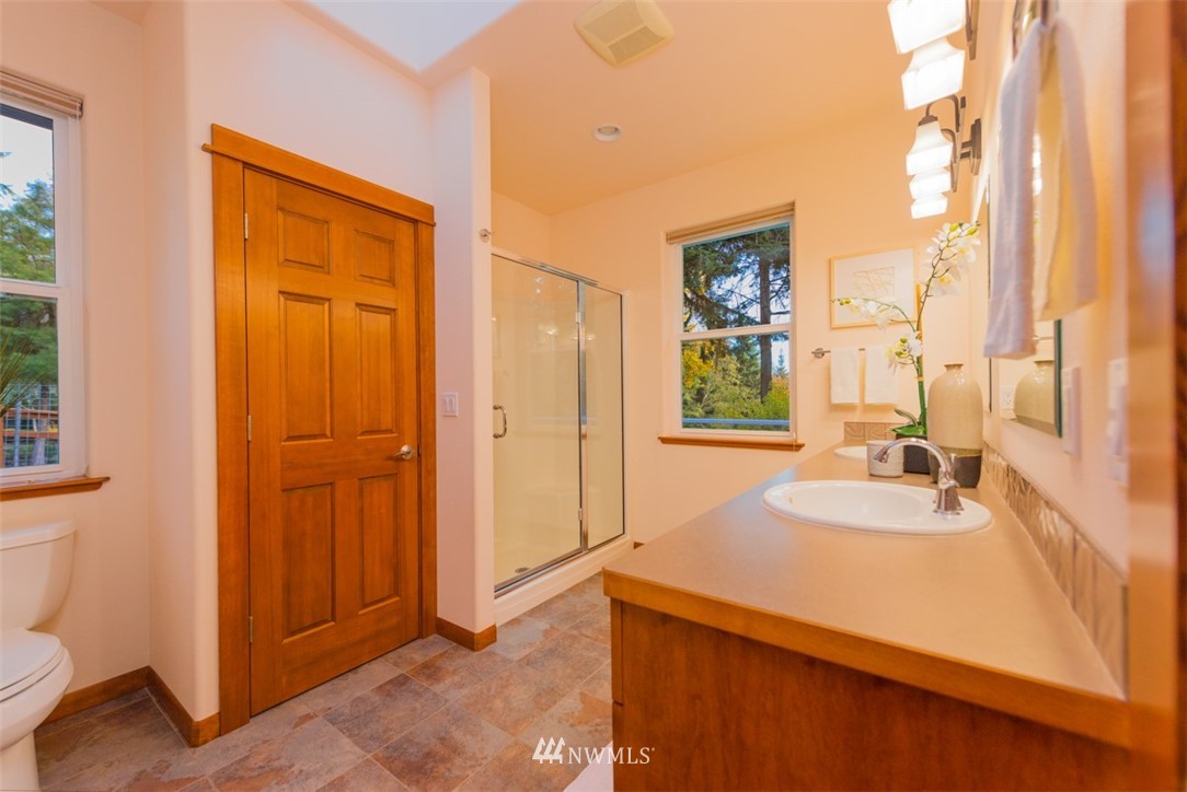 523 Thorndyke Road Port Ludlow, WA 98365 - Photo 13 of 25 Gallery Image 13