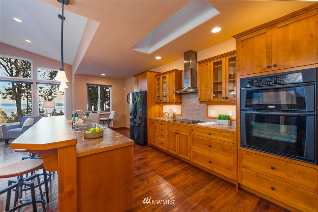 523 Thorndyke Road Port Ludlow, WA 98365 - Photo 5 of 25 Gallery Image 5