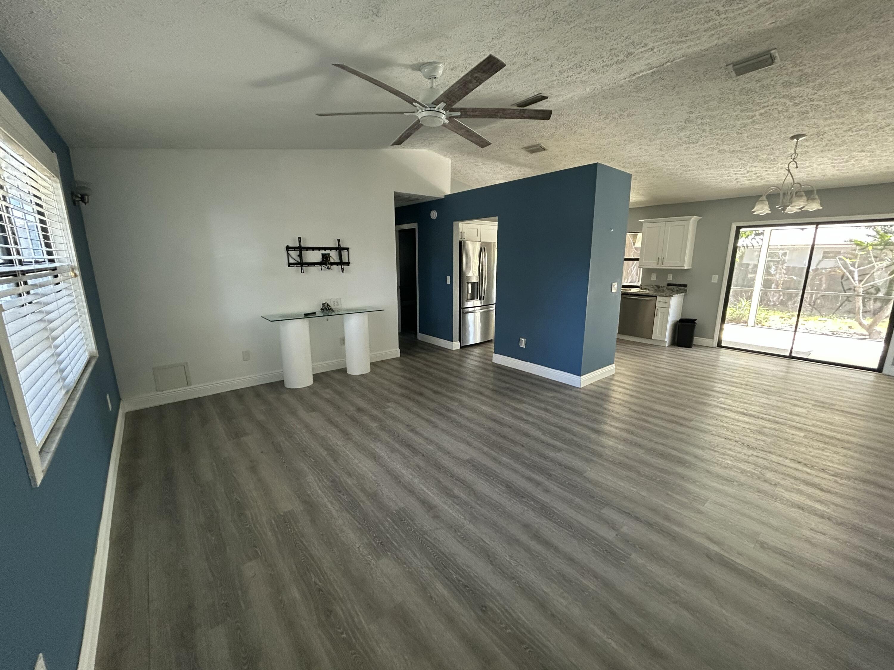 1010 Northwest 16th Street Stuart, FL 34994 - Photo 2 of 17 IMG_6827