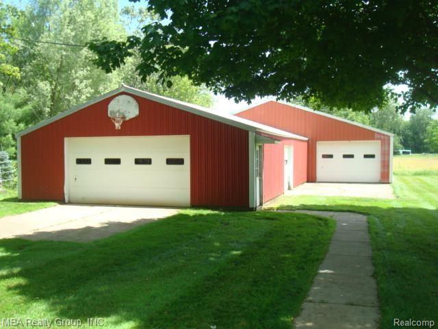 20635 Middlebelt Road Romulus, MI 48174 - Photo 9 of 38 20635 Middlebelt 011.jpg