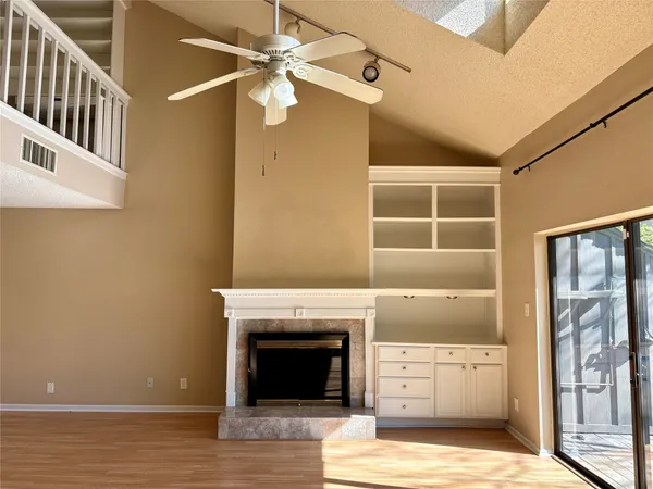 $2,900 | 18210 Bal Harbour Drive, Nassau Bay, TX 77058