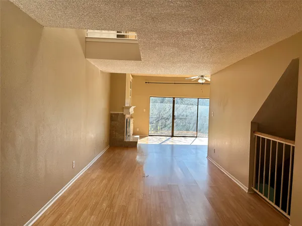 $2,900 | 18210 Bal Harbour Drive, Nassau Bay, TX 77058