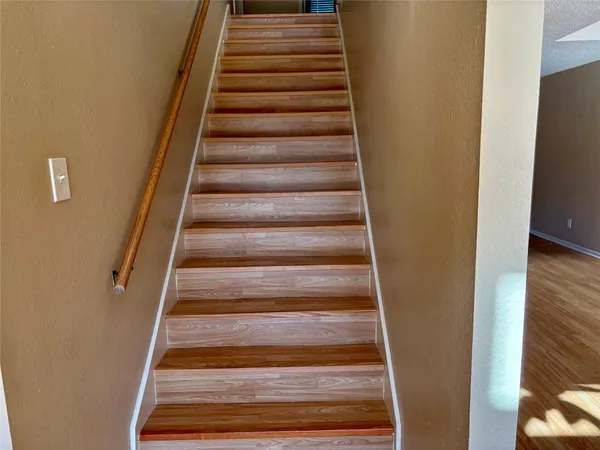 $2,900 | 18210 Bal Harbour Drive, Nassau Bay, TX 77058