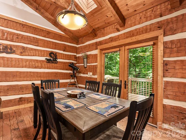 $650,000 | 37 Grinnin Sun Road, Burnsville, NC 28714