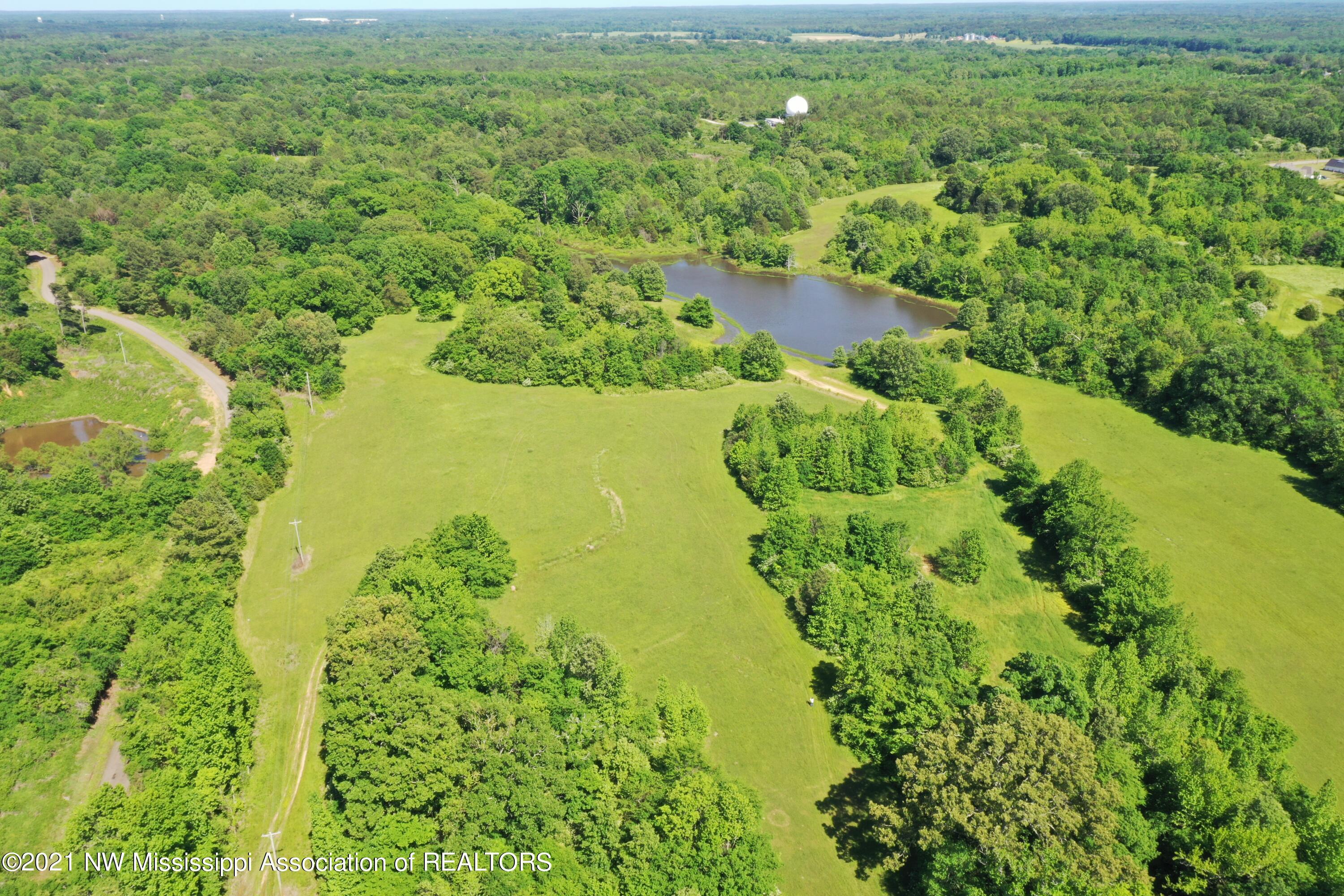 2 Red Banks Road North Byhalia, MS 38611 - Photo 8 of 43 DJI_0301