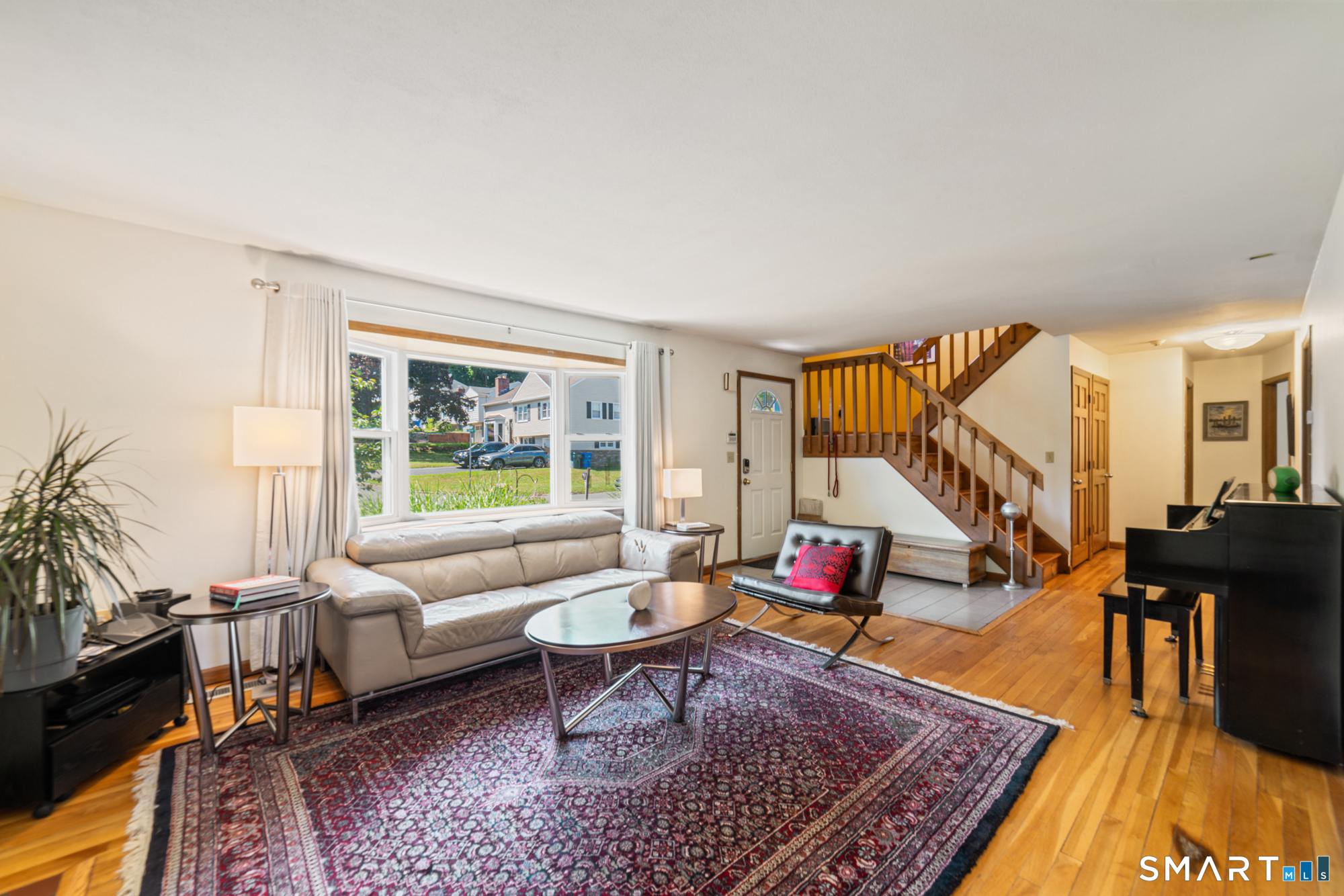 26 Corbin Road Hamden, CT 06517 - Photo 4 of 38