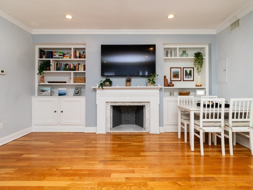 68 High Street, Unit 4 Boston, MA 02129 - Photo 4 of 16