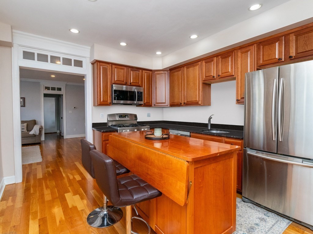 68 High Street, Unit 4 Boston, MA 02129 - Photo 5 of 16