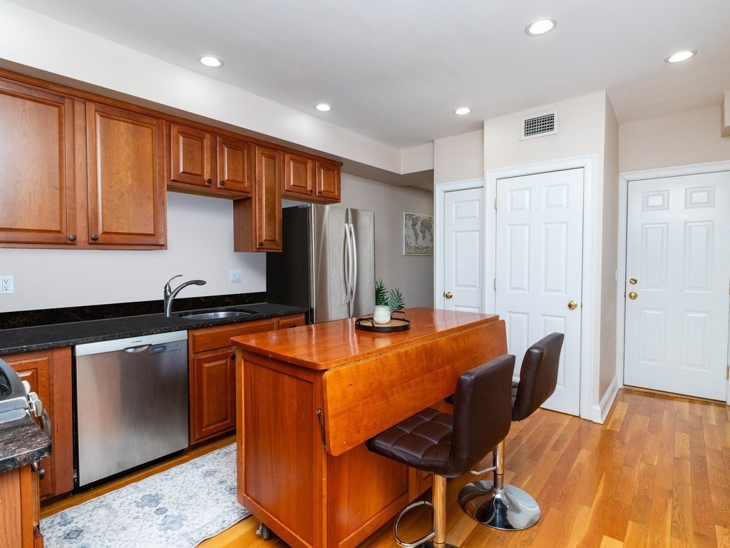 68 High Street, Unit 4 Boston, MA 02129 - Photo 6 of 16
