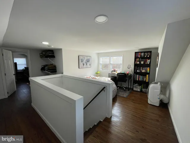 $319,999 | 1287 Clements Bridge Road, Woodbury, NJ 08096