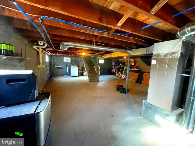 $319,999 | 1287 Clements Bridge Road, Woodbury, NJ 08096