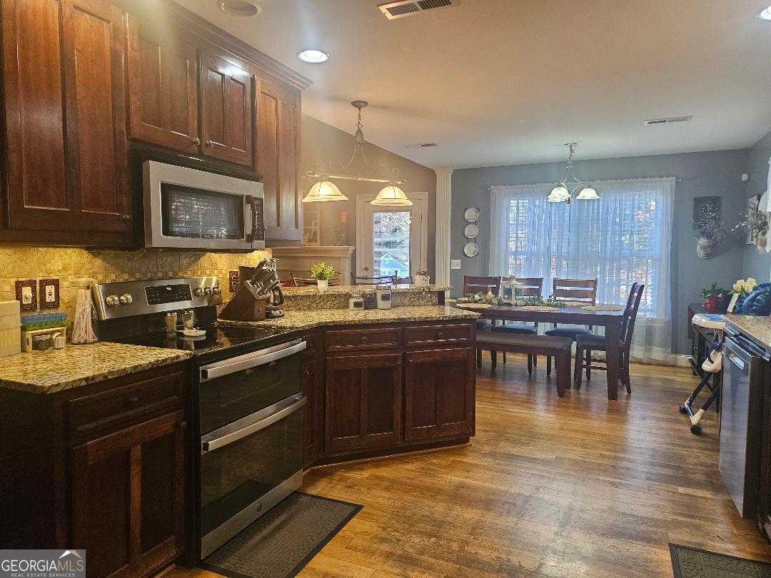 108 Thornwood Drive Southwest Rome, GA 30165 - Photo 4 of 36