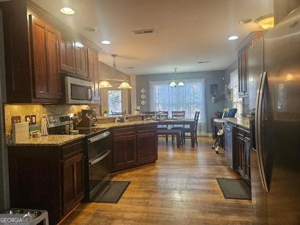 $384,000 | 108 Thornwood Drive Southwest, Rome, GA 30165