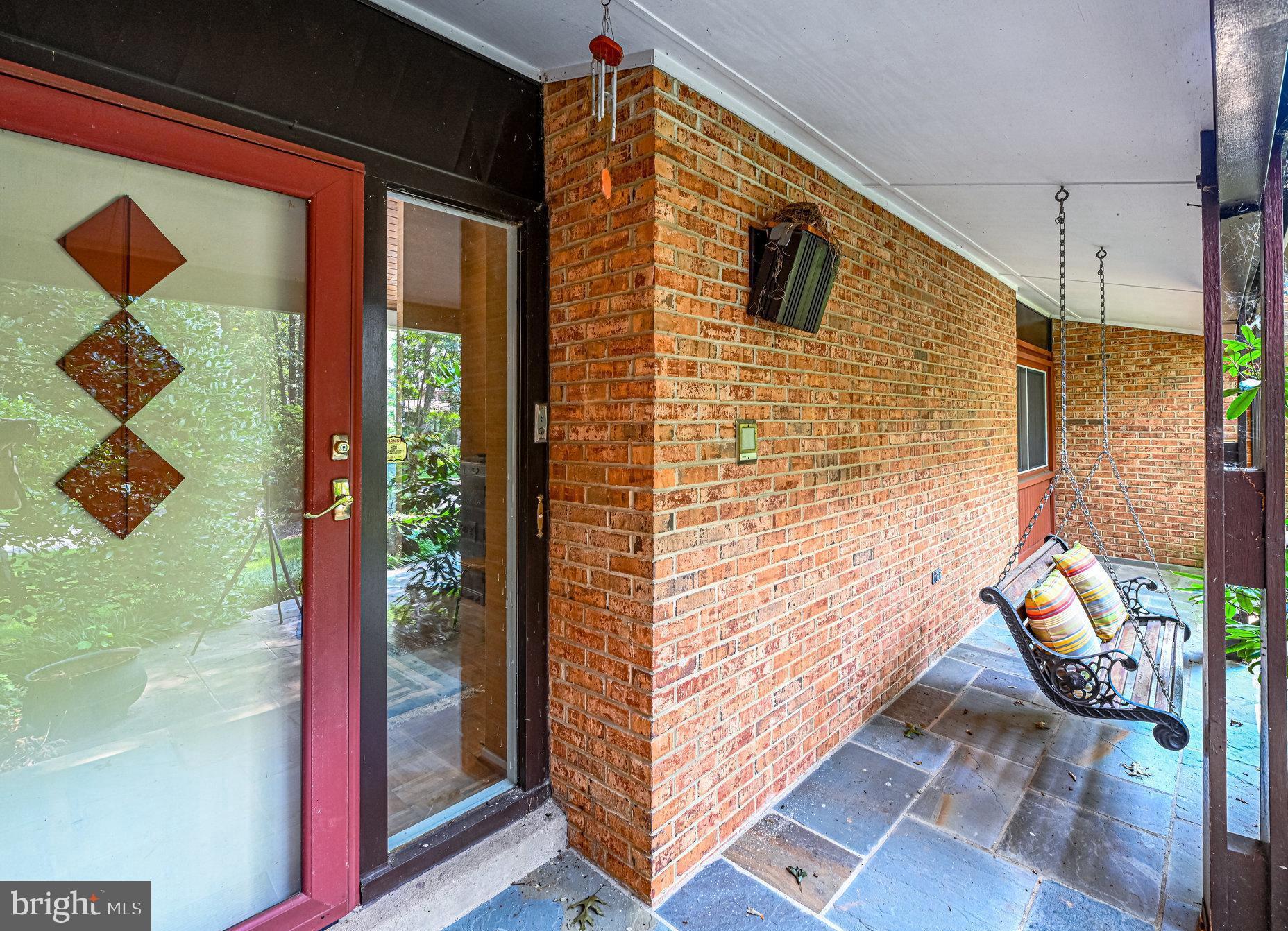 1405 Wolftrap Run Road Vienna, VA 22182 - Photo 2 of 48 Gallery Image 2