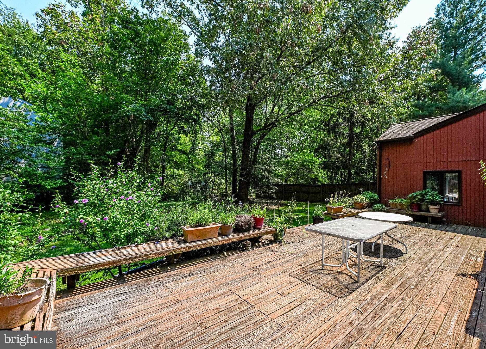 1405 Wolftrap Run Road Vienna, VA 22182 - Photo 13 of 48 Gallery Image 13