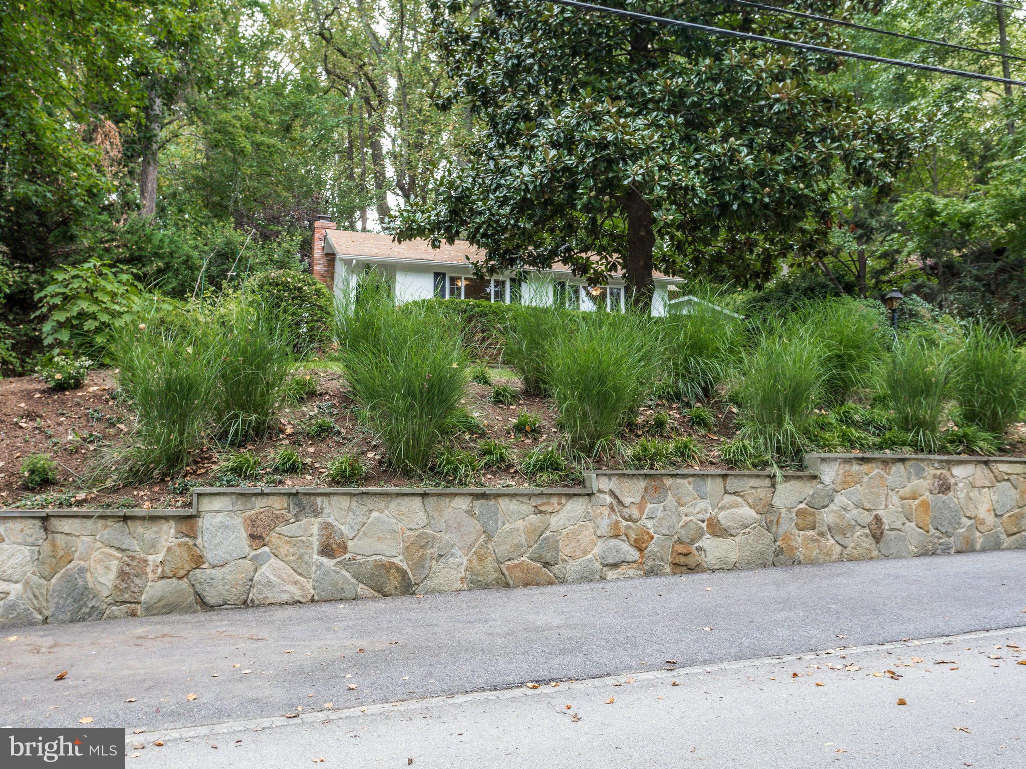2619 Ogleton Road Annapolis, MD 21403 - Photo 4 of 25 Exterior (Front)