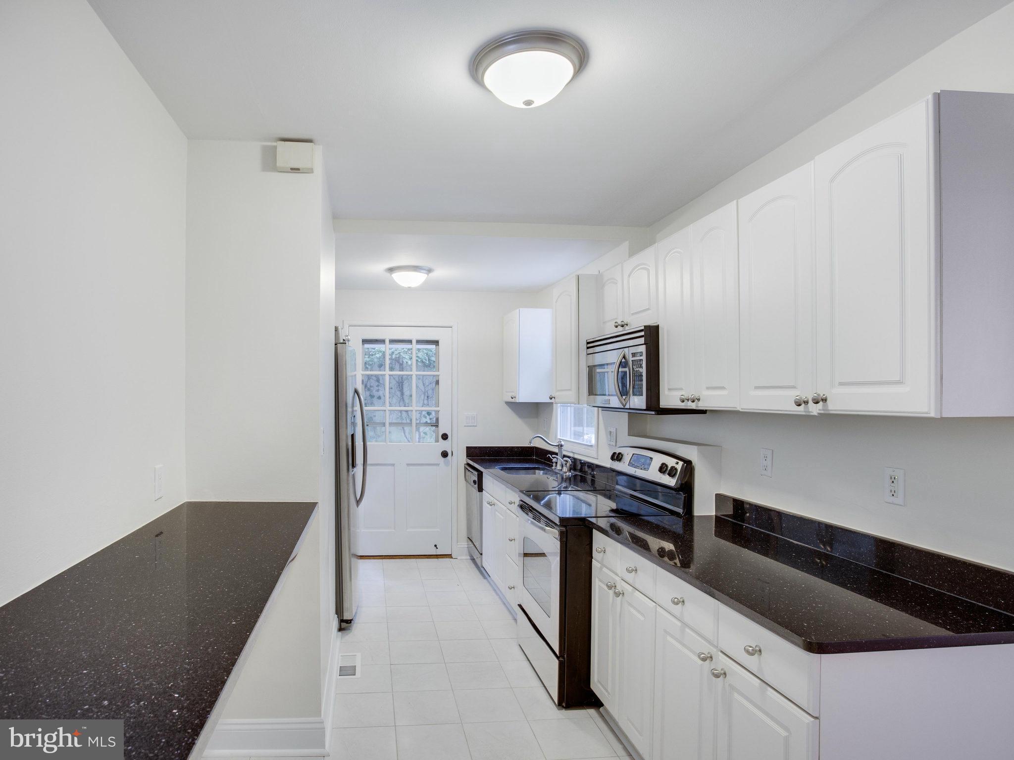 2619 Ogleton Road Annapolis, MD 21403 - Photo 8 of 25 Kitchen