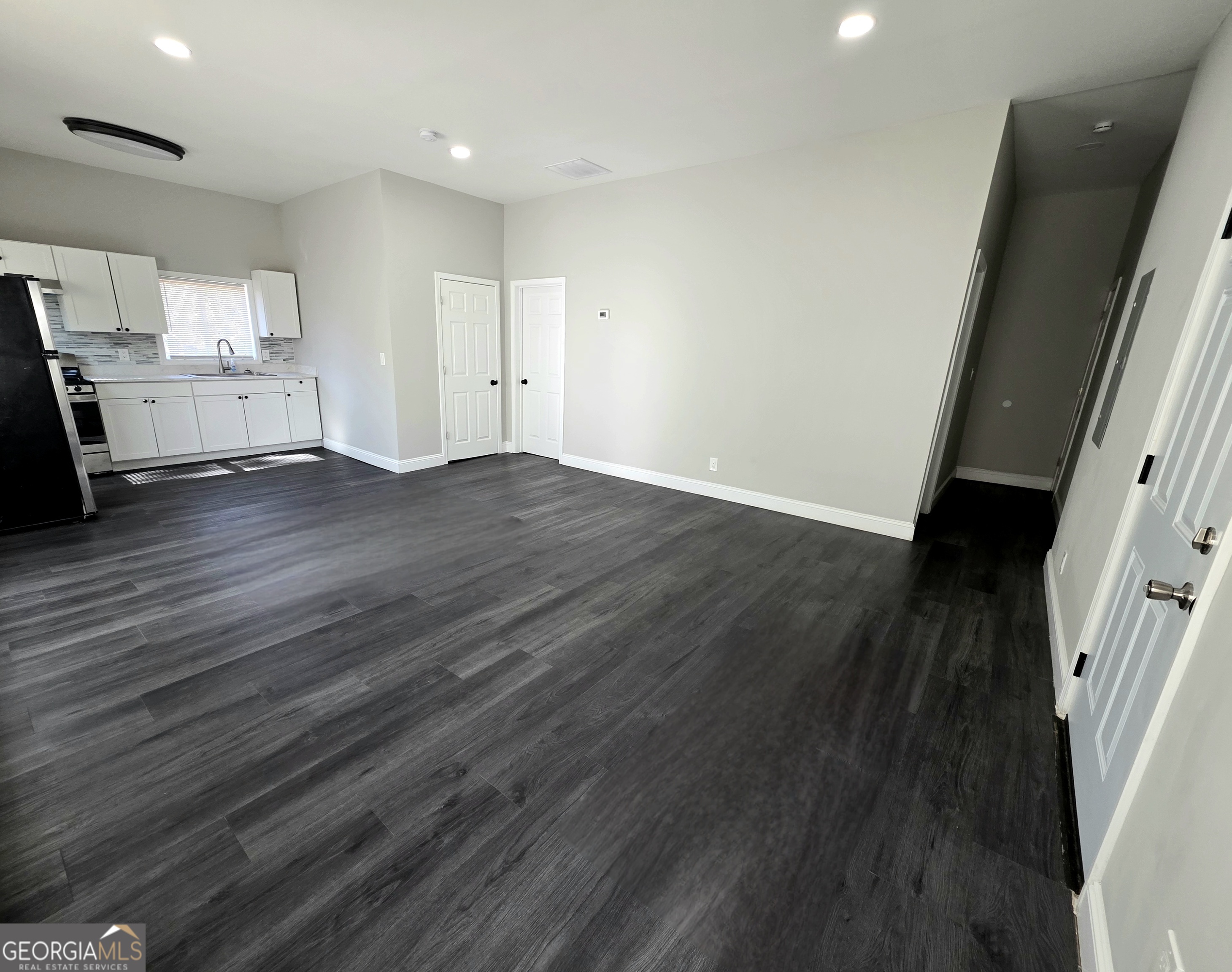 1156 Clinton Road Macon, GA 31211 - Photo 11 of 30