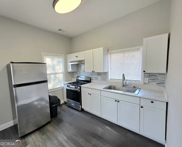 $1,400 | 1156 Clinton Road, Macon, GA 31211