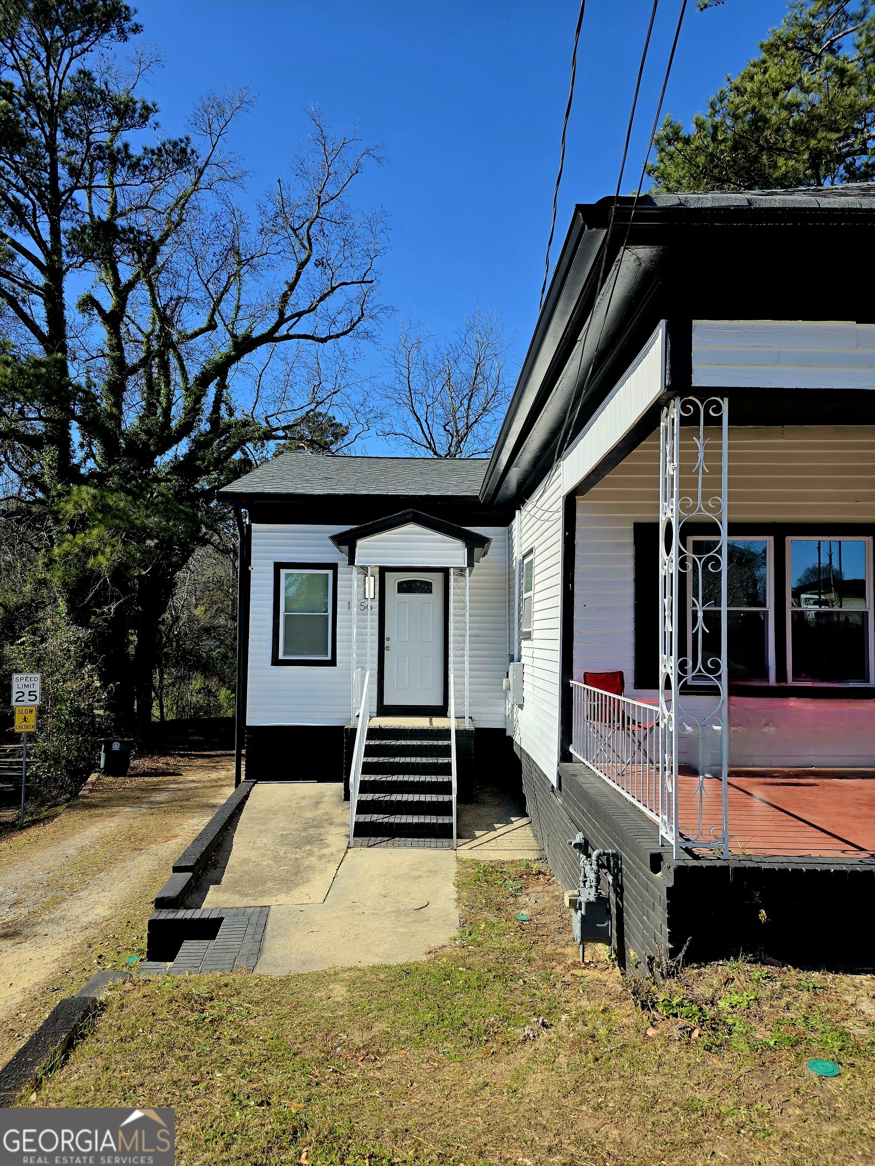 1156 Clinton Road Macon, GA 31211 - Photo 3 of 30