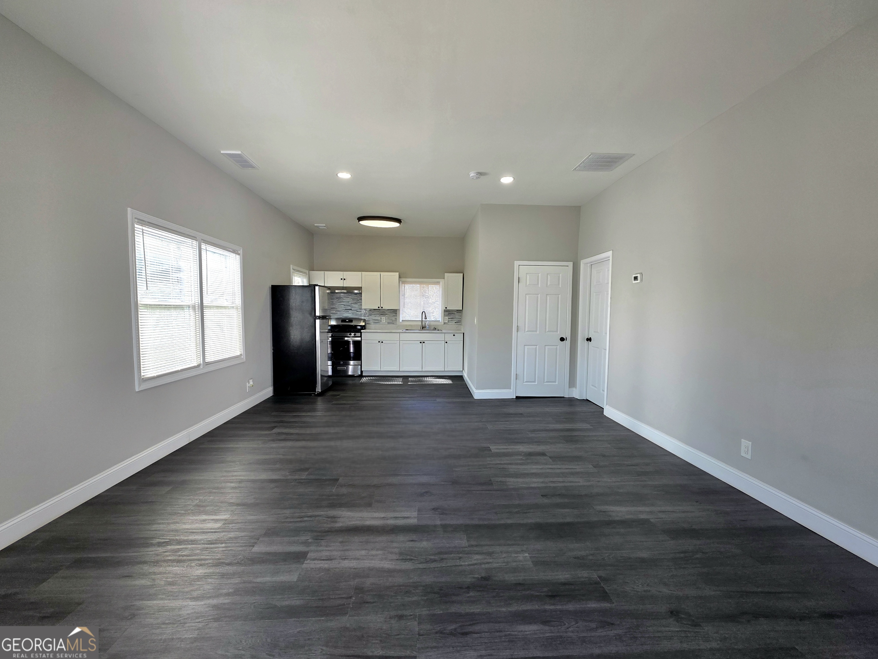 1156 Clinton Road Macon, GA 31211 - Photo 10 of 30