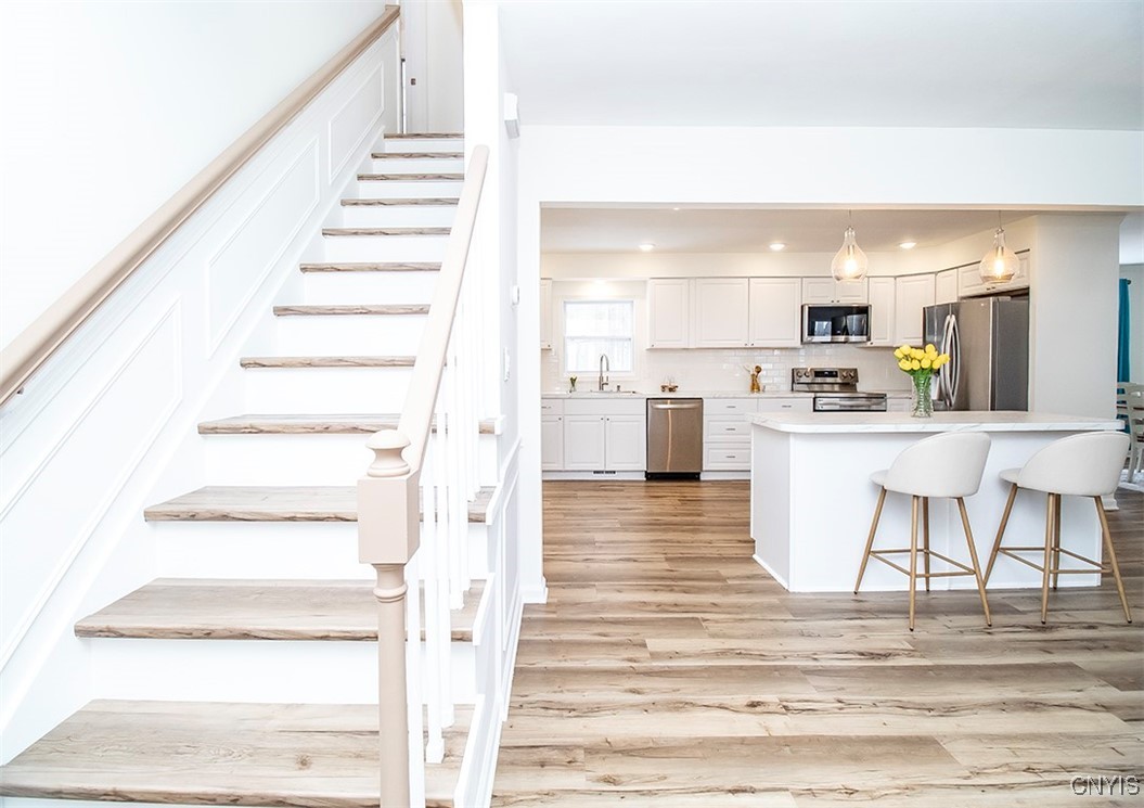 4654 Post Road Manlius, NY 13104 - Photo 5 of 49