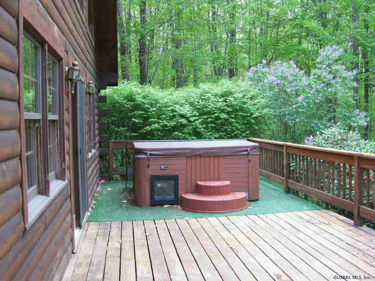 152 Van Aernem Road Malta, NY 12020 - Photo 8 of 9 Photo 8