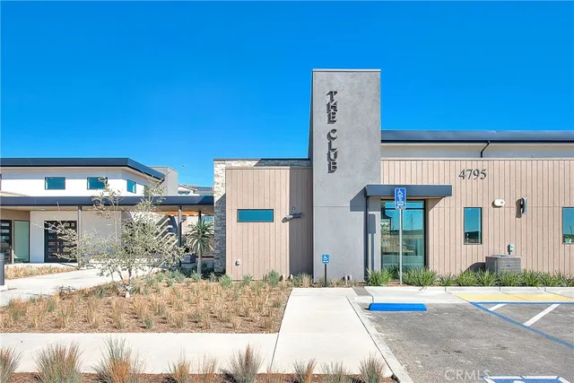 $747,000 | 15820 Caterpillar Drive, Fontana, CA 92336