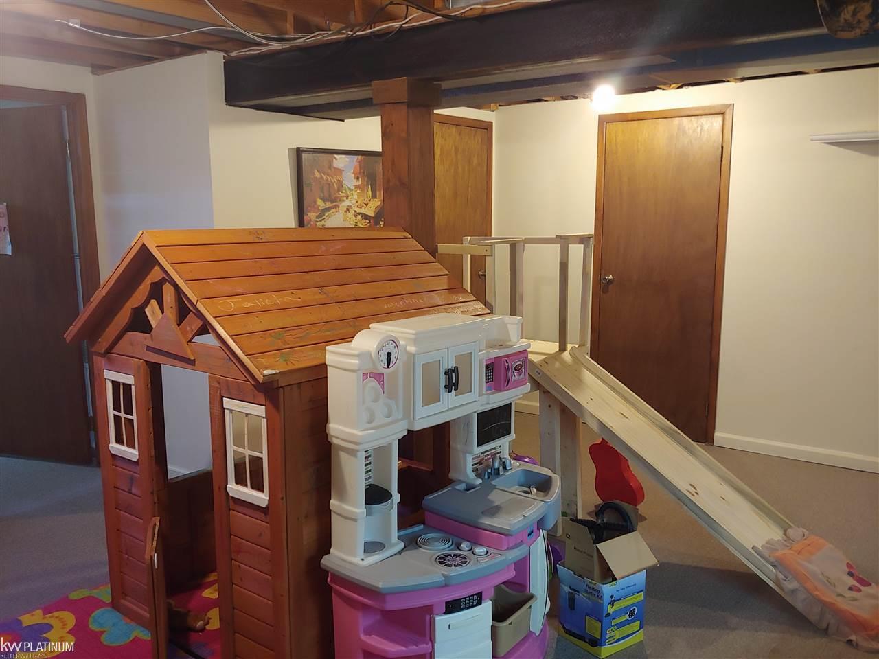 11587 Beaconsfield Road Washington, MI 48094 - Photo 14 of 16