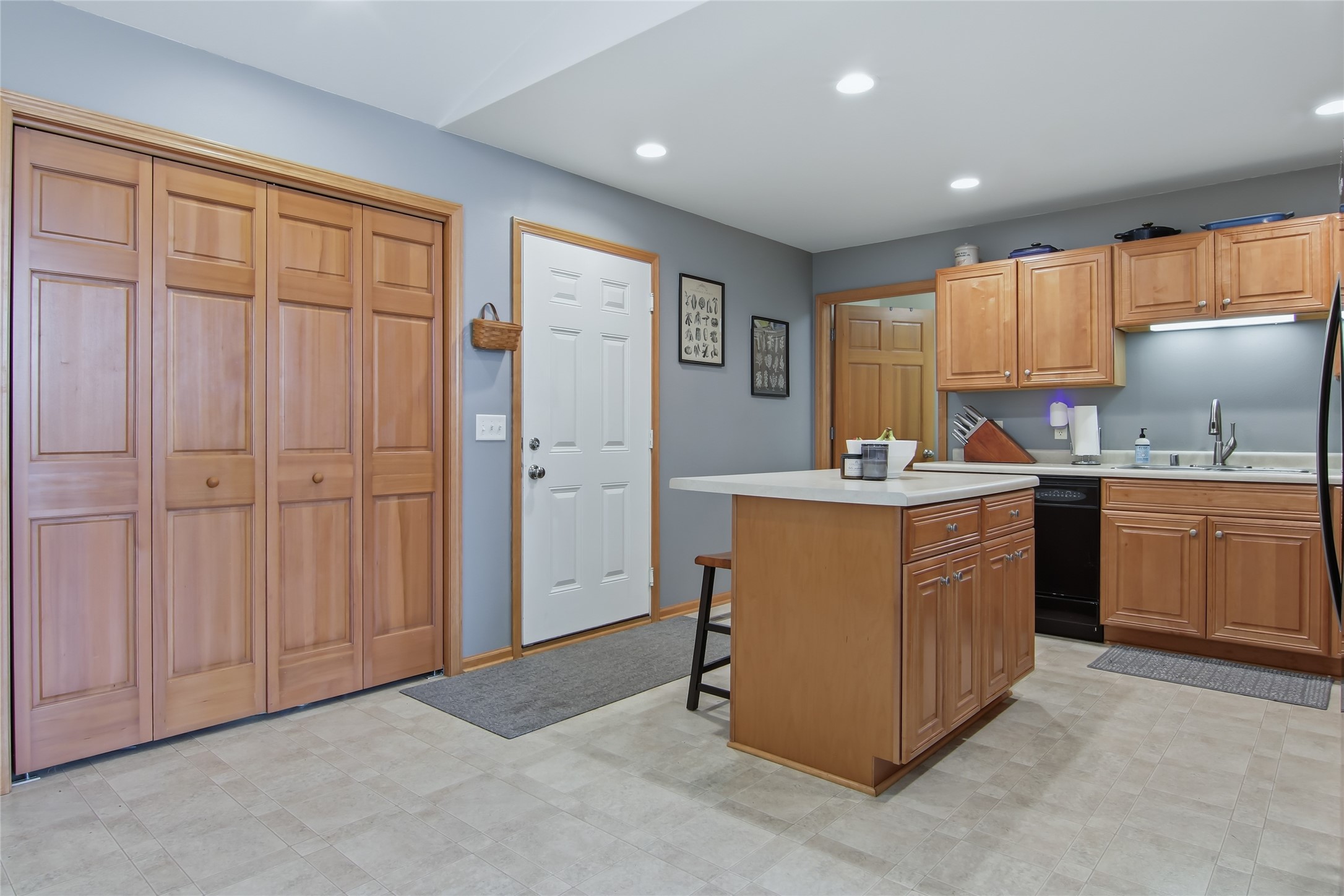 4229 Mill Ridge Circle Eau Claire, WI 54703 - Photo 6 of 25