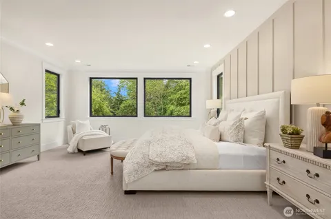$4,638,000 | 10415 Southeast 13th Street, Bellevue, WA 98004